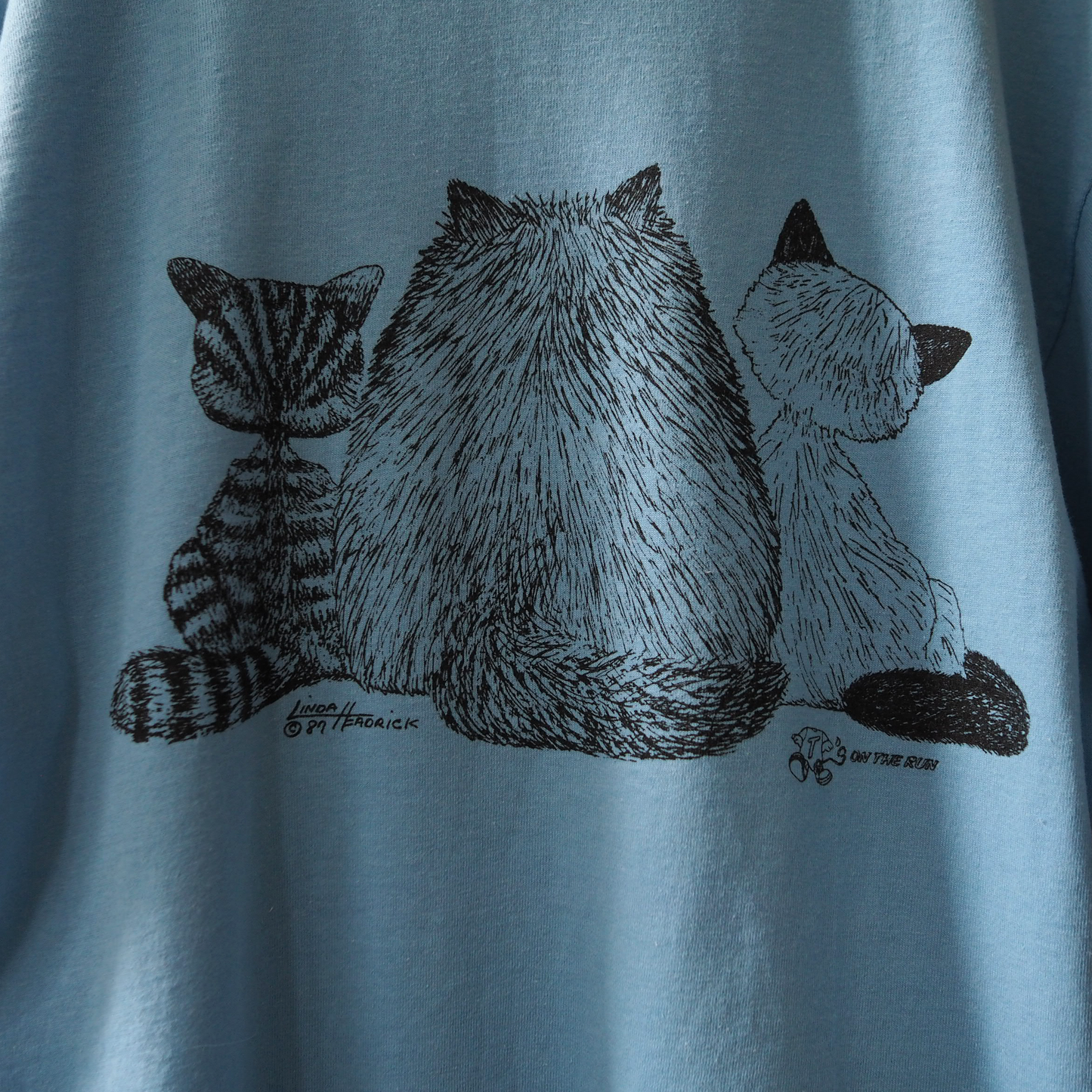 3 Cats Linda Headrick Tee / 80s / Made in USA