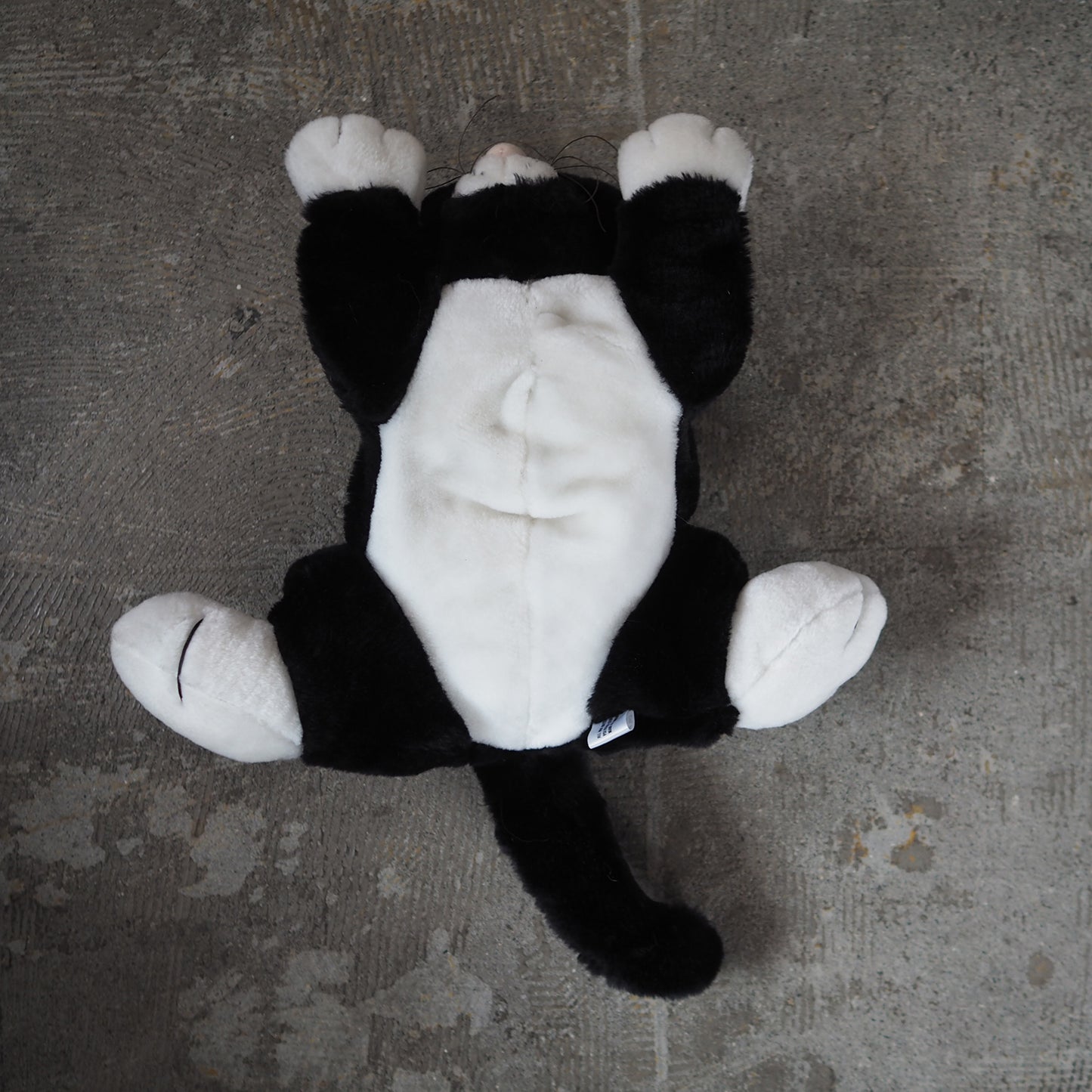 Alley Kats Plush / Black / 80s