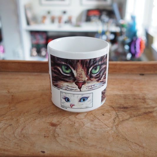 Studio Q "Cat Eyes" Mug / 90s