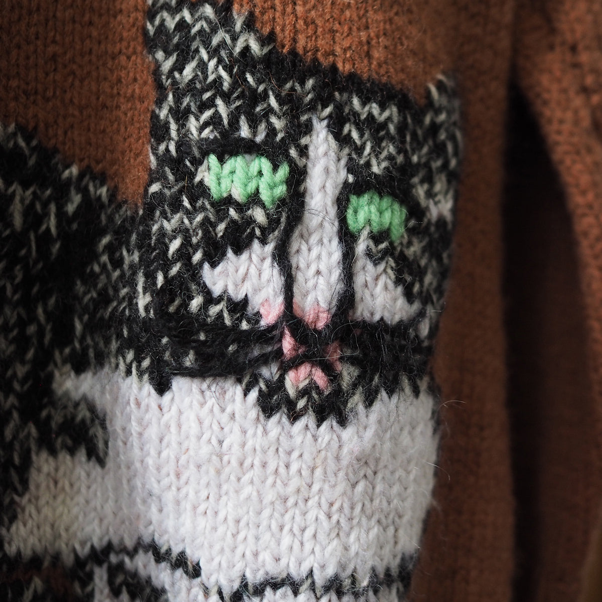 Hachiware Cat Turtle Neck Sweater / Hand Knit