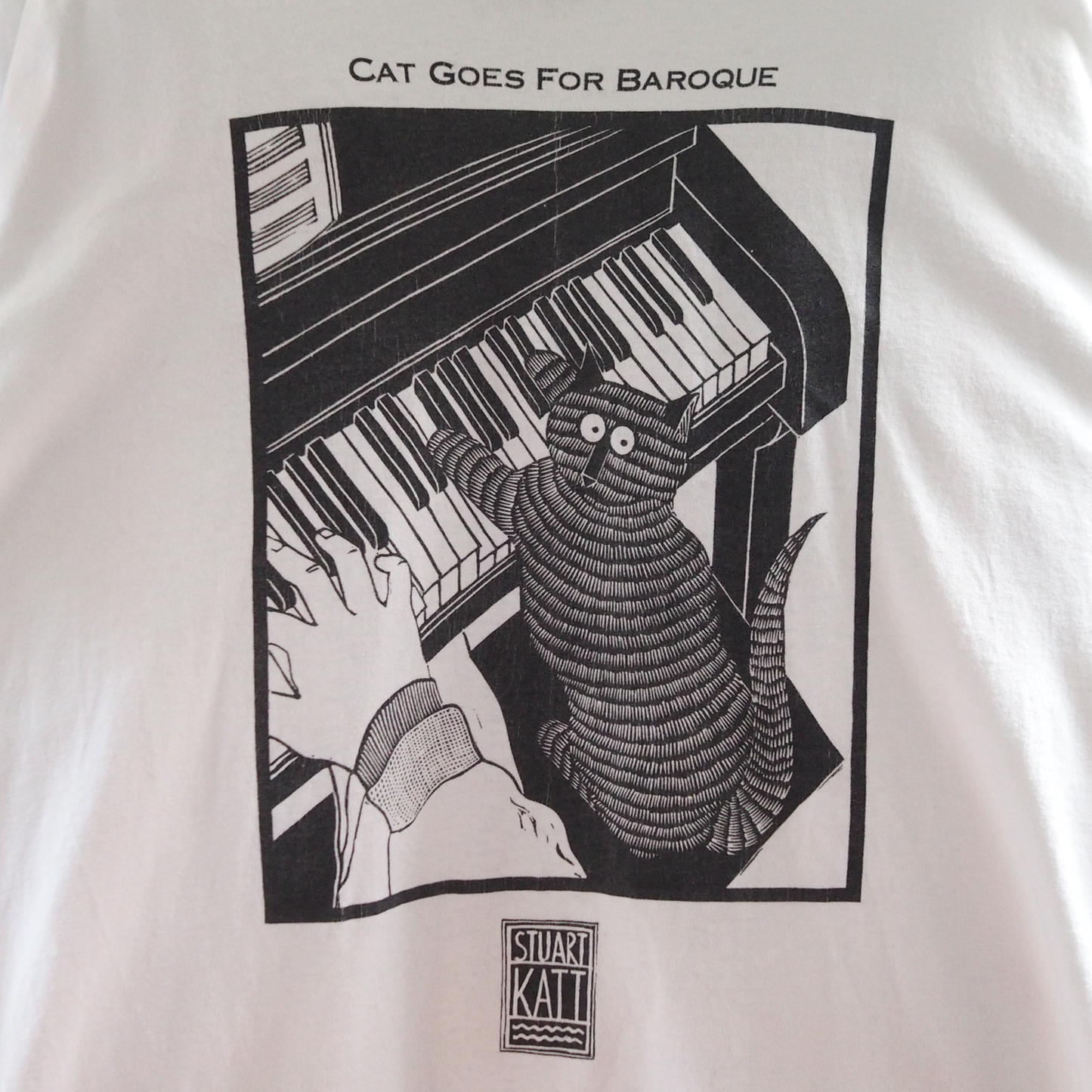 Cat Goes for Baroque Tee / 90s / STUART KATT / Made in Canada