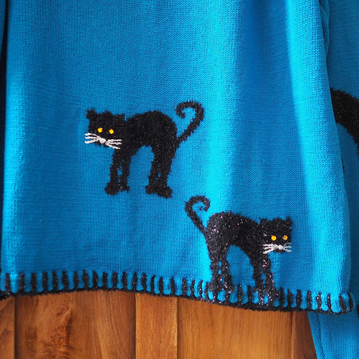 Black Cats Cardigan Sweater / Belle Pointe
