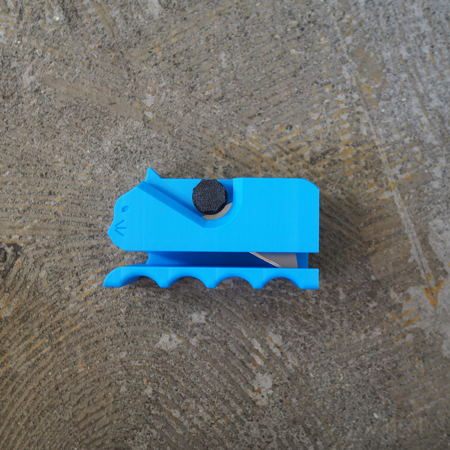 Cardboard Scratch Cutter