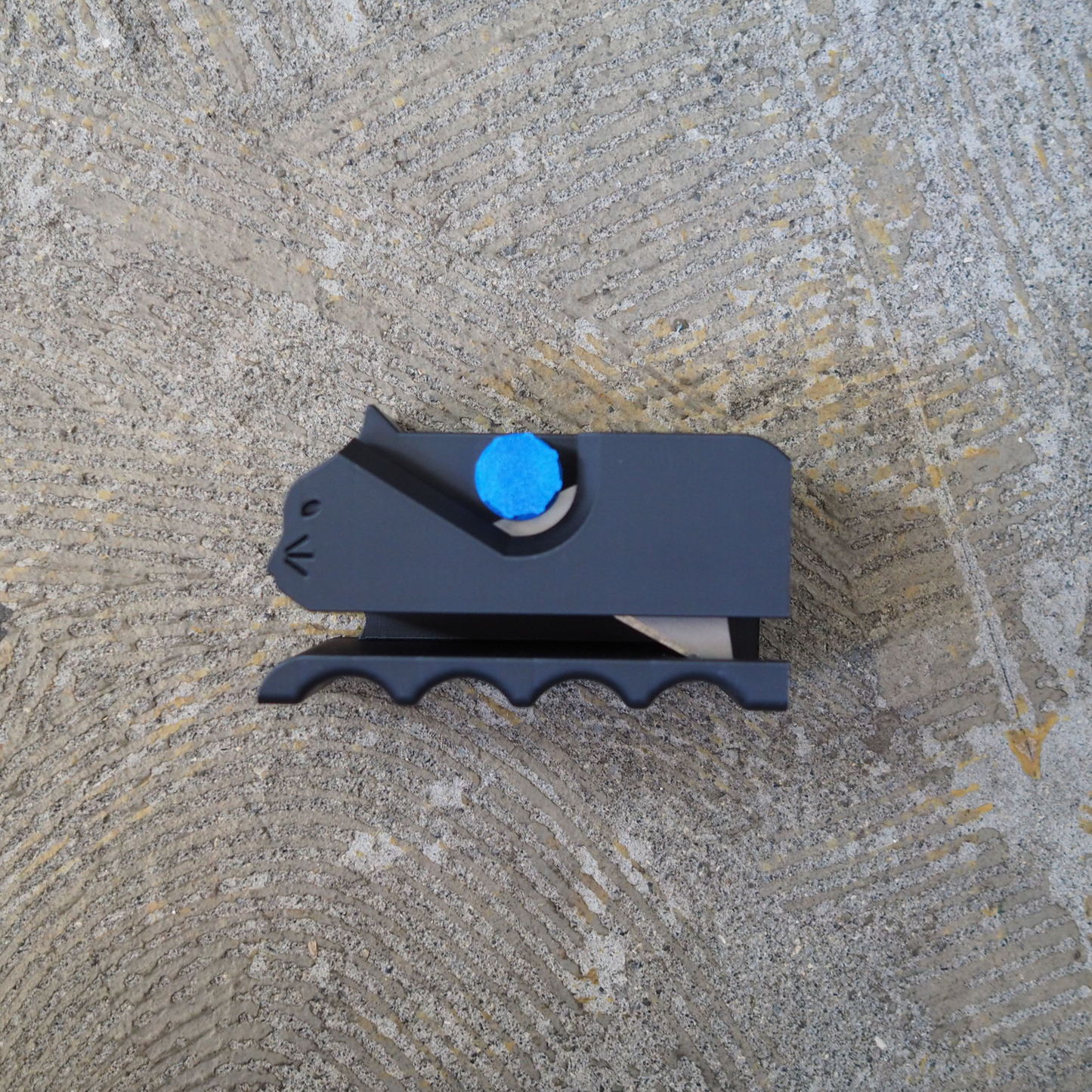 Cardboard Scratch Cutter