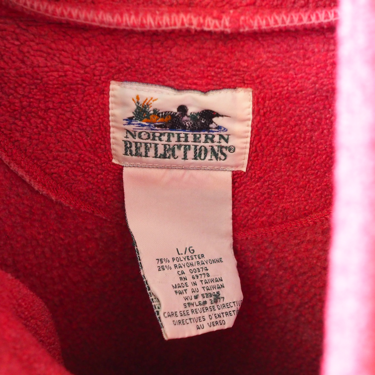 Cat in a Basket Fleece Pullover / 90s
