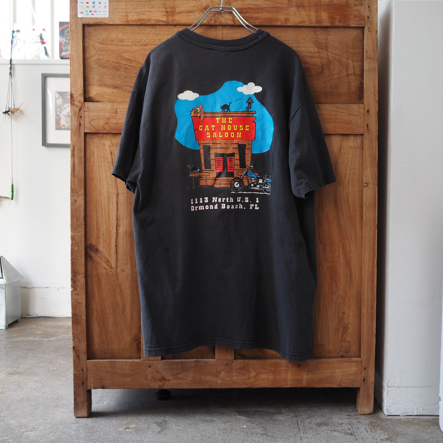 Cat House Saloon Tee / 90s-