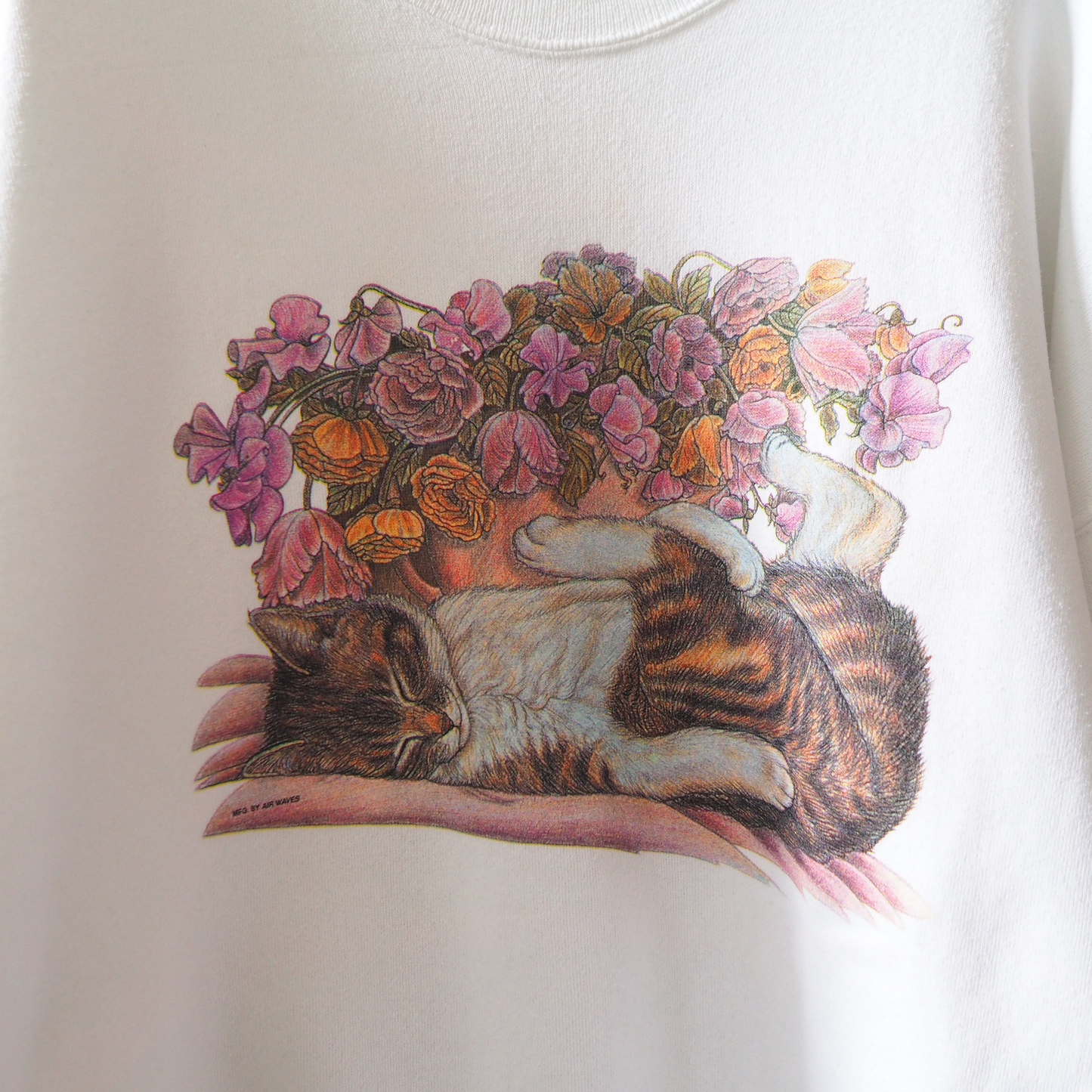 Cat Nap with Flowers Sweat / 90s / Made in USA