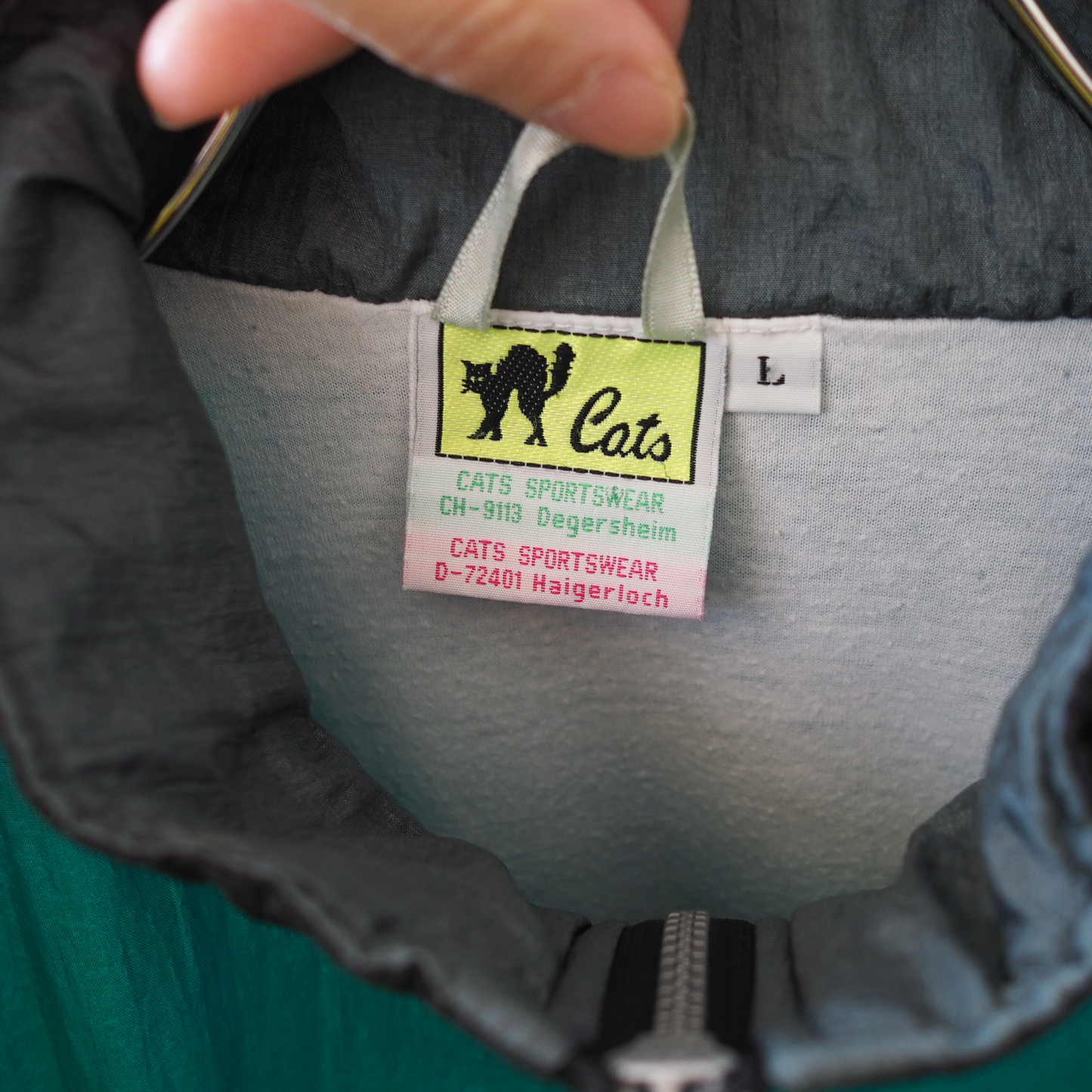 Cats Sportswear Windbreaker / Fenster Dörig Appenzell / 80s-90s