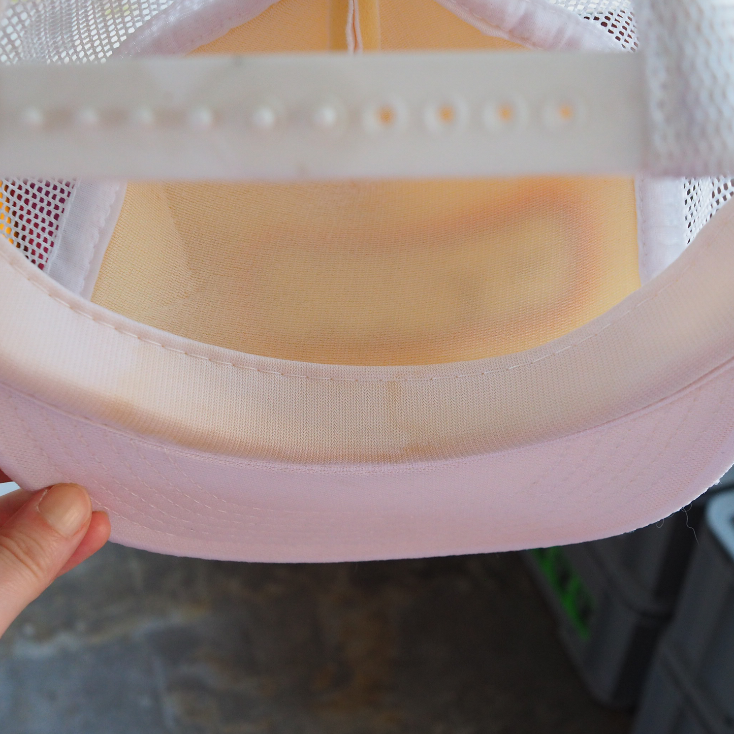 Crave Cat Food Cap / 80s-