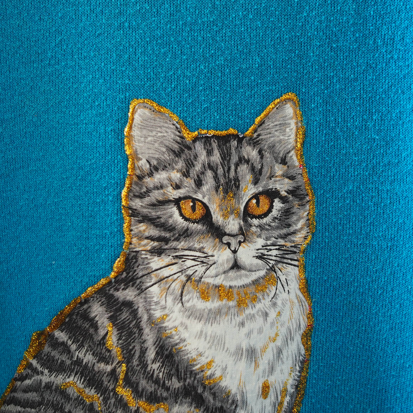 Gray Tabby & White Cat Sweat / 90s / Made in USA