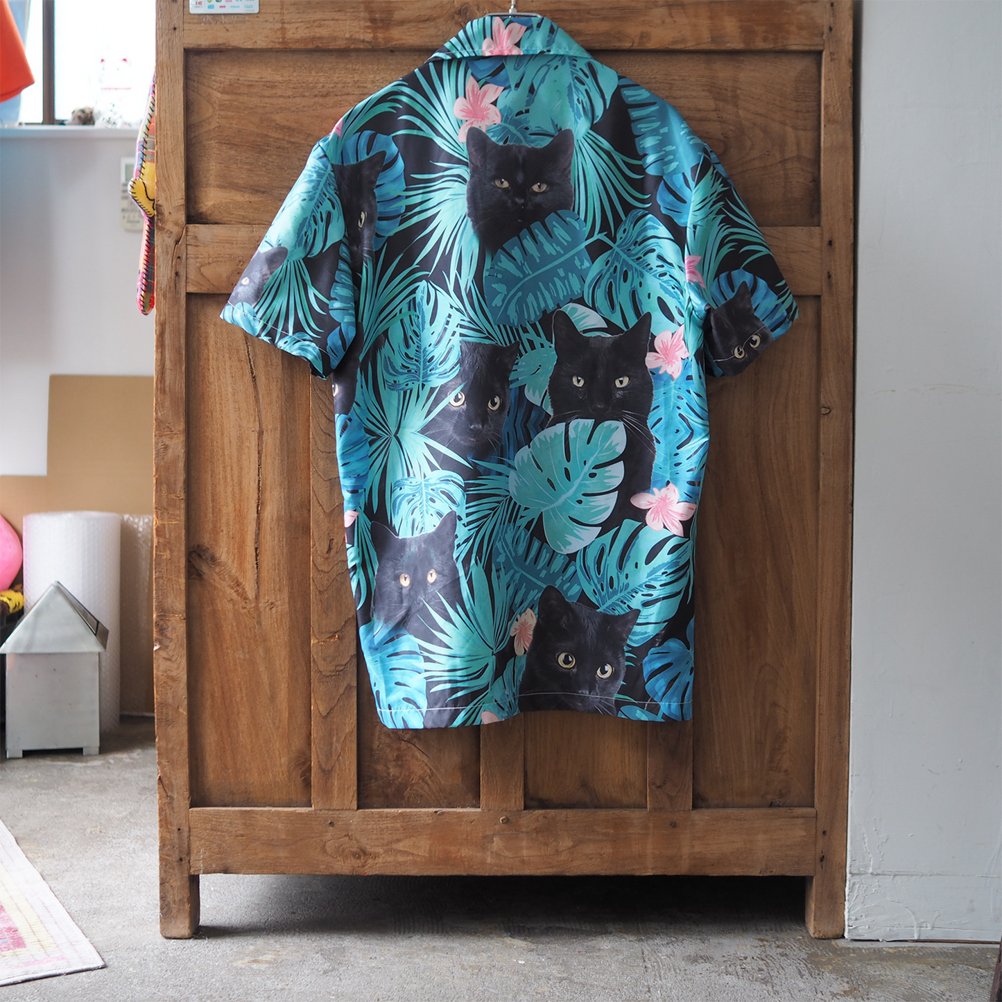 Black Cat & Green Summer Shirt