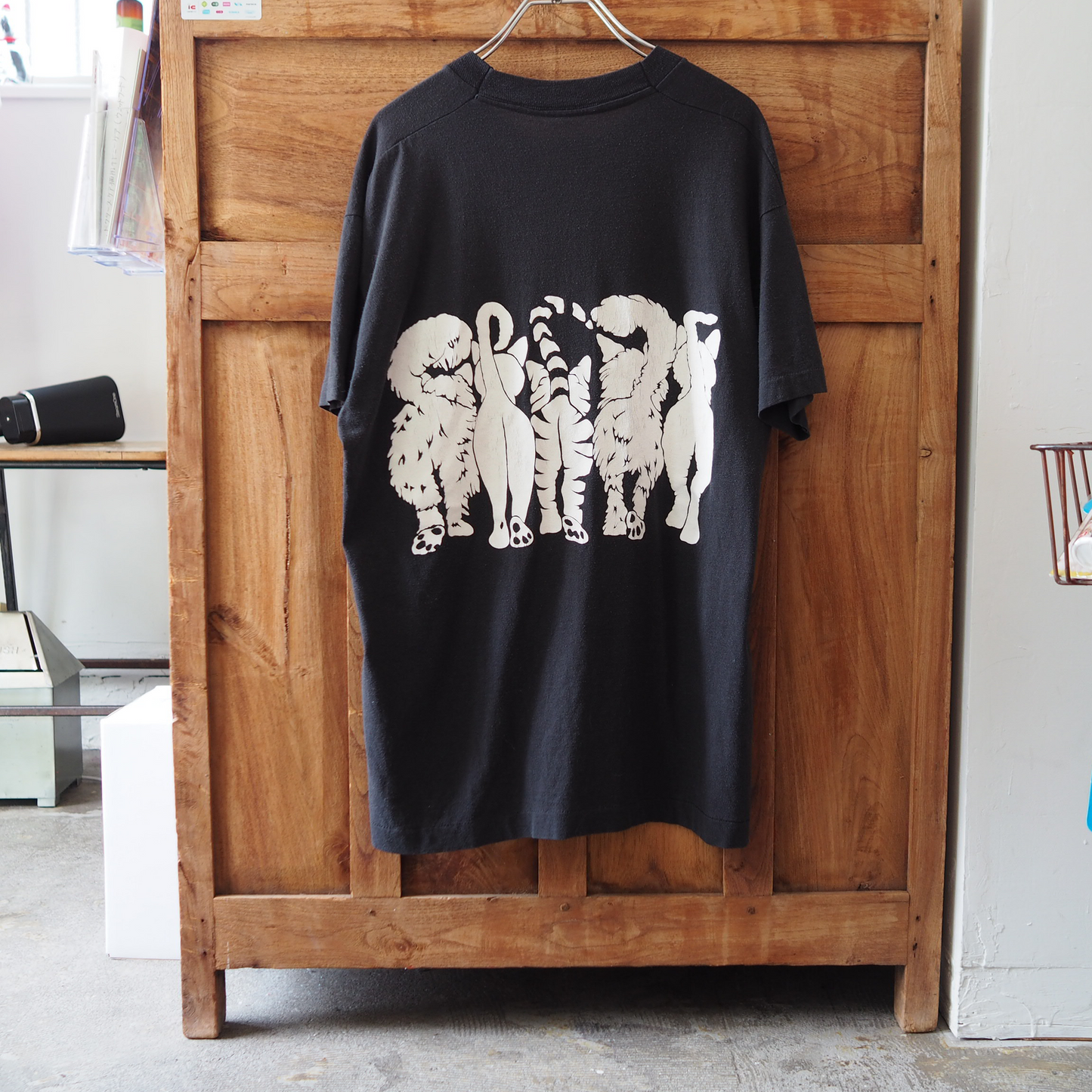 Linda Lori Black Tee / 80s / Made in USA