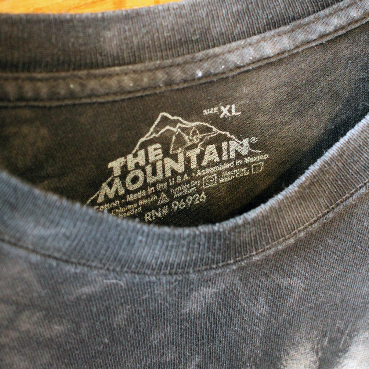The Mountain Big Cat Face Tee / 00s