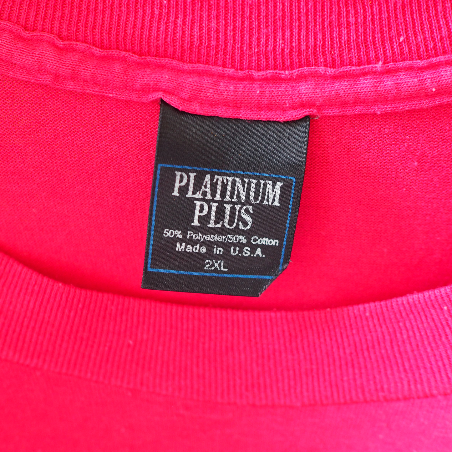 Cat & Flower Pink Tee / 90s / Made in USA
