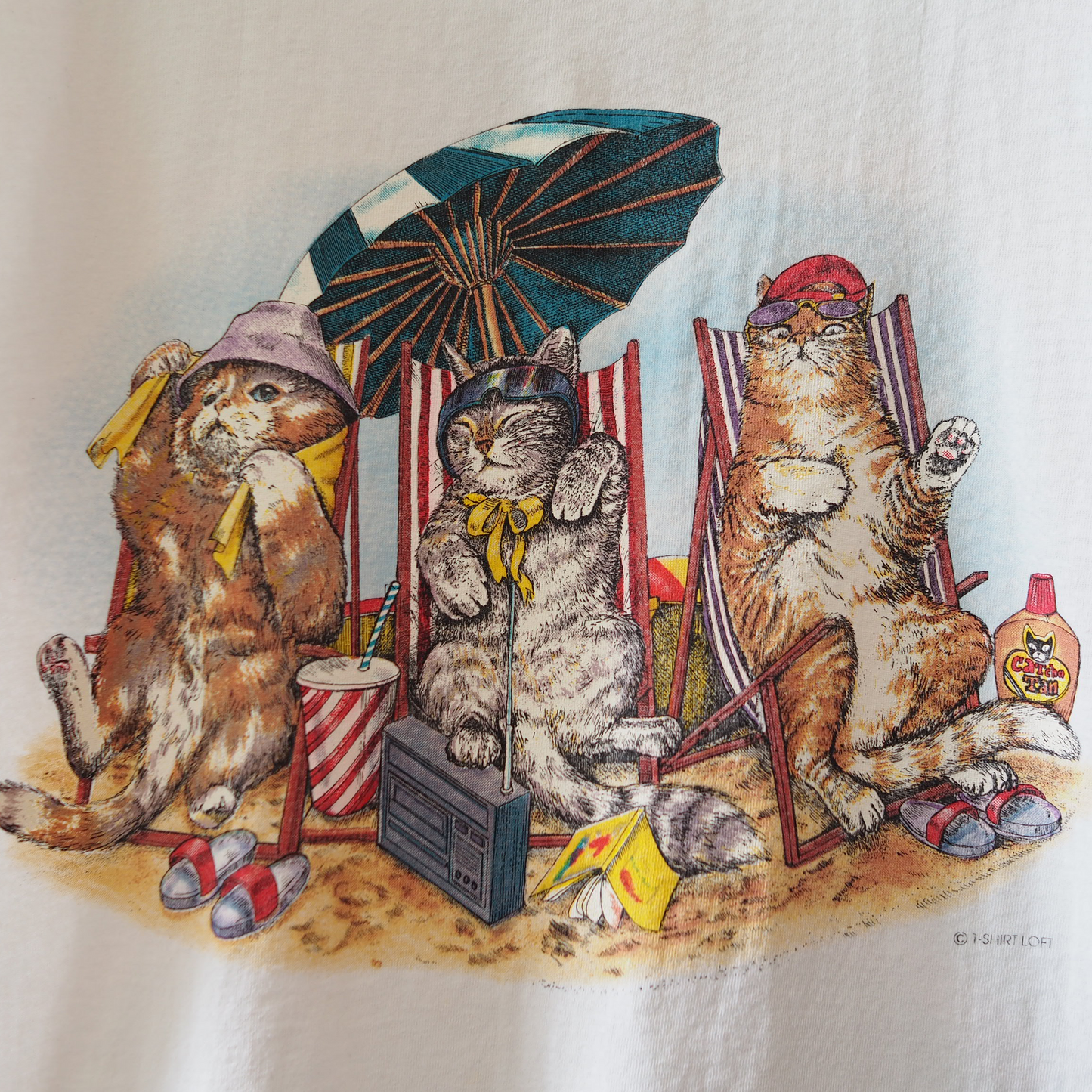 Chill at Beach Tee / Prints of Tails / 90s / Made in USA
