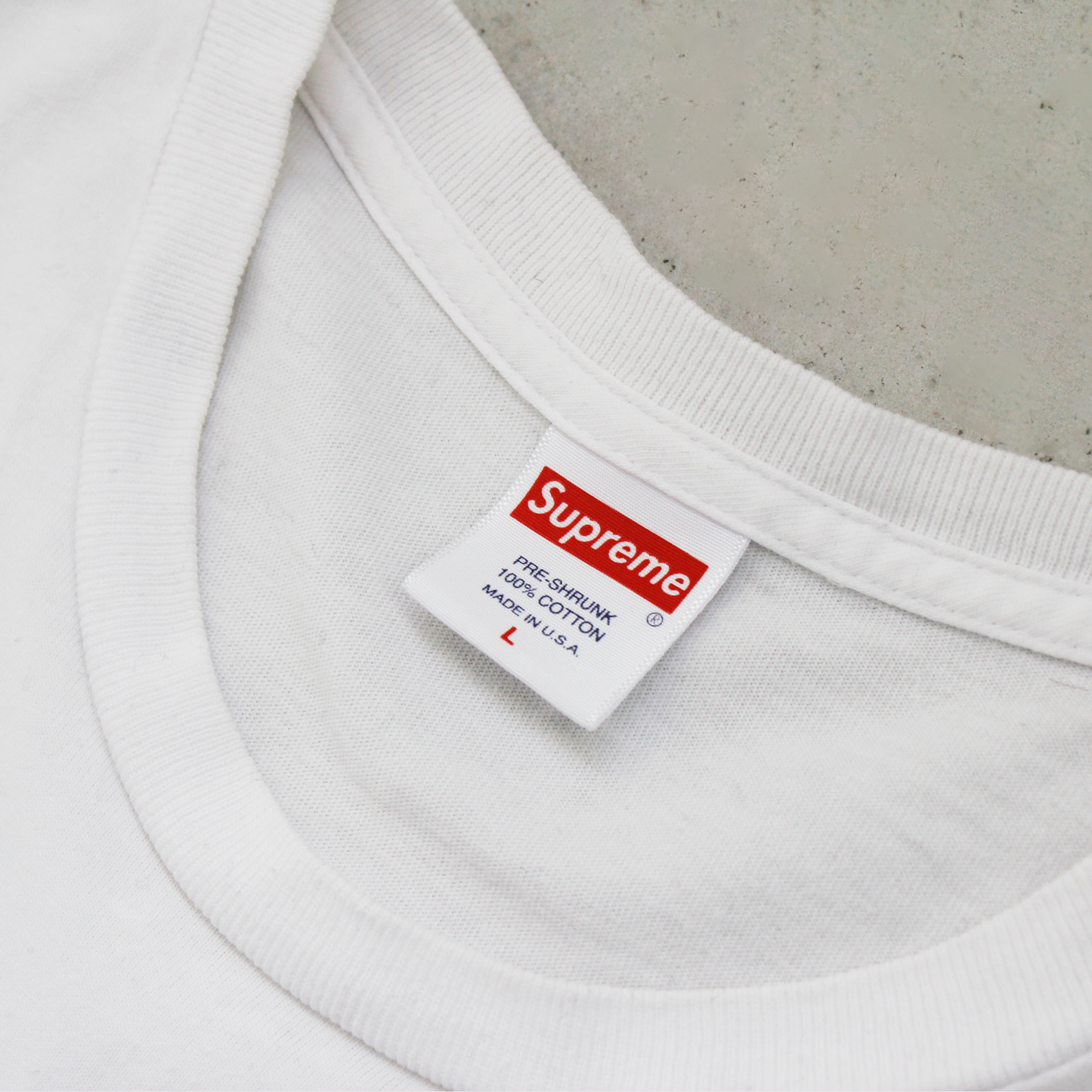 Supreme EAT ME Tee / WHITE