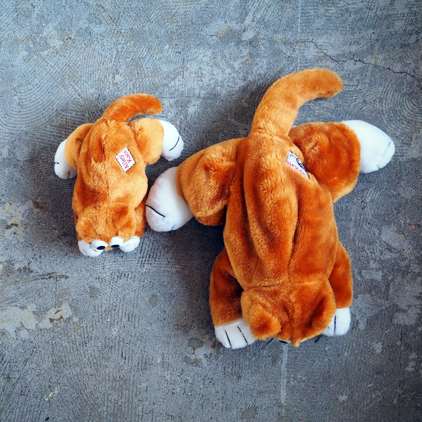 Alley Kats Plush / Orange / 80s