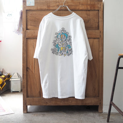 Cats Can Grow on You Tee / 90s
