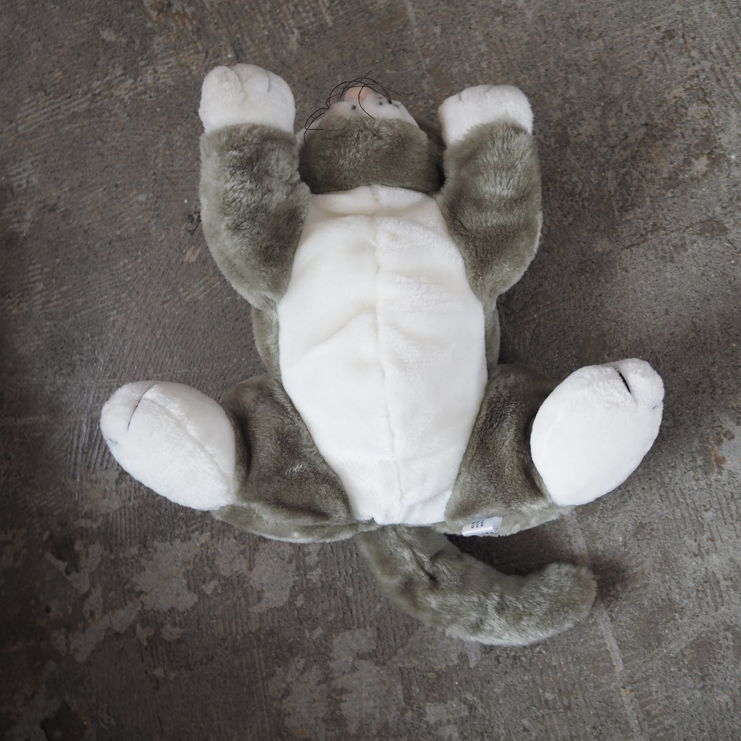Alley Kats Plush / Gray / 80s