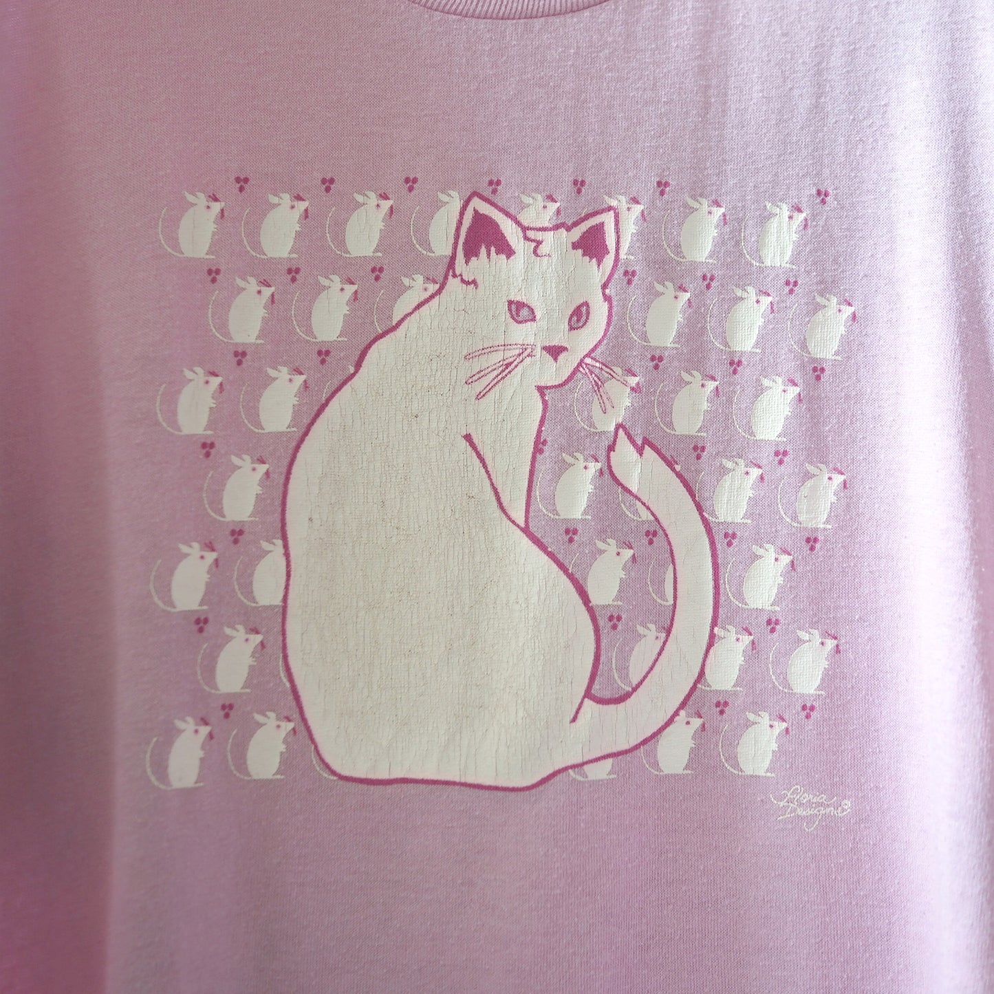 Mouses and White Cat Tee / 80s / Made in USA
