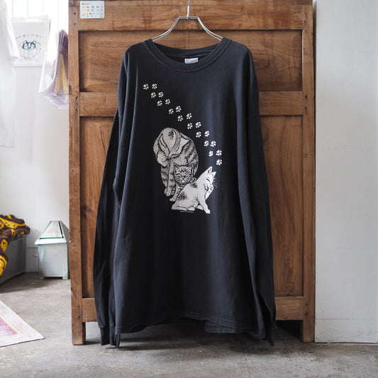 HEP CAT Spilled Milk Long-Sleeve Tee