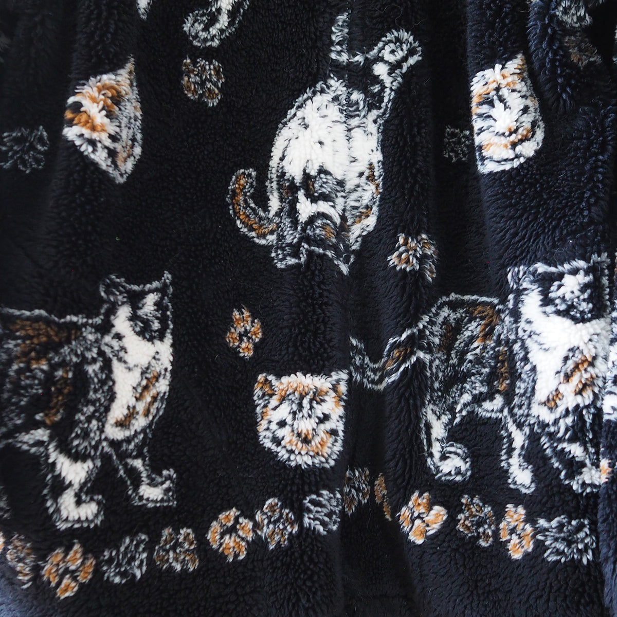 Black Mountain All-Over Cats & Paws Fleece Jacket / Made in USA