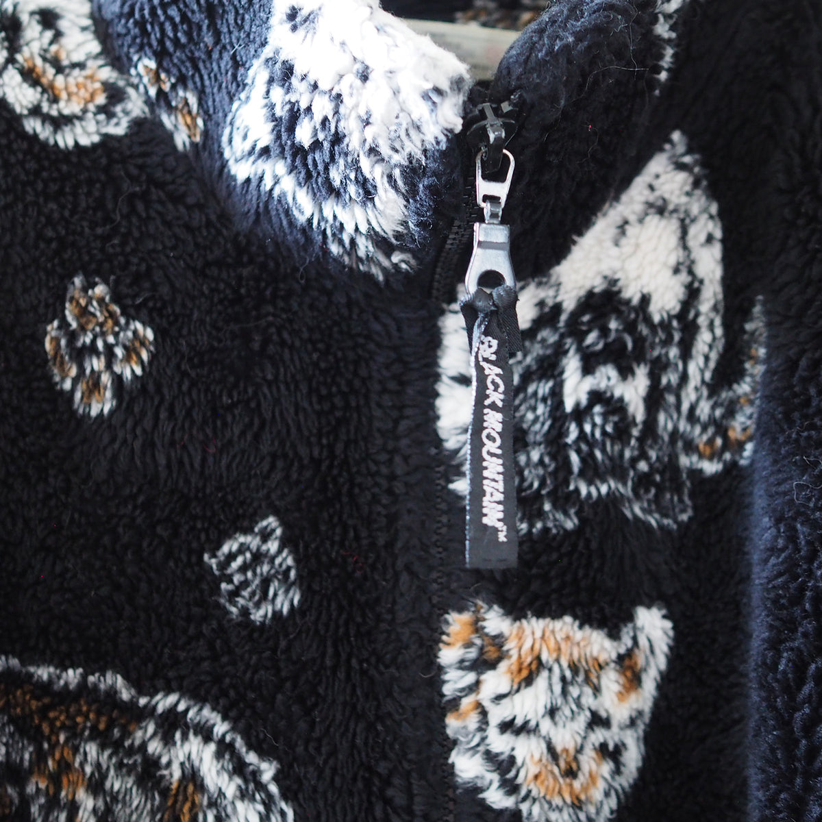Black Mountain All-Over Cats & Paws Fleece Jacket / Made in USA