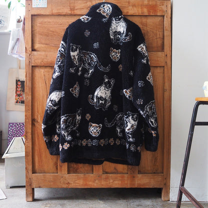 Black Mountain All-Over Cats & Paws Fleece Jacket / Made in USA