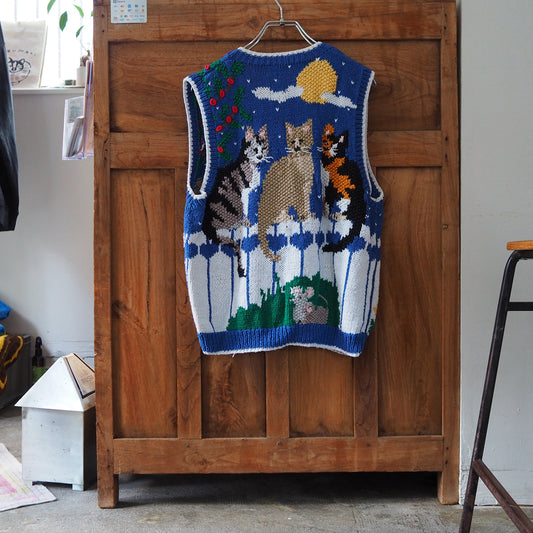 Cats at Night Knit Vest / 90s / Belle Pointe