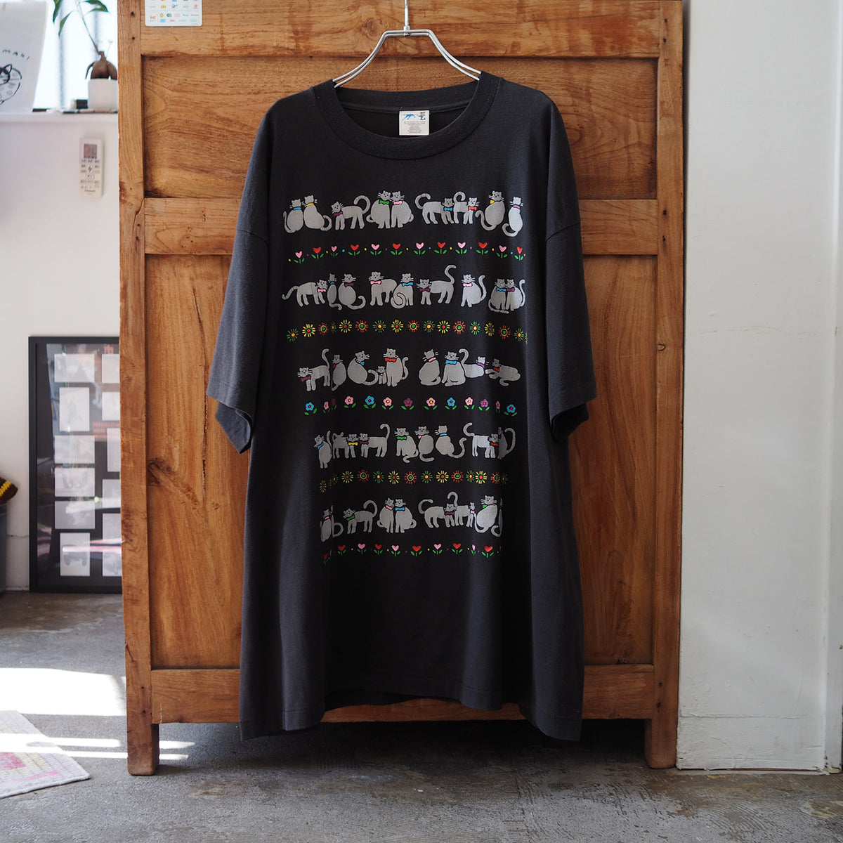 Cats, Flowers, and Sun Tee / 90s / Made in USA