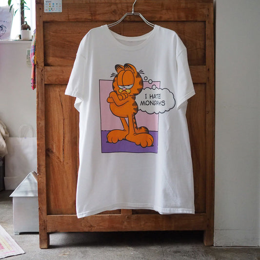Garfield "I Hate Mondays" Tee