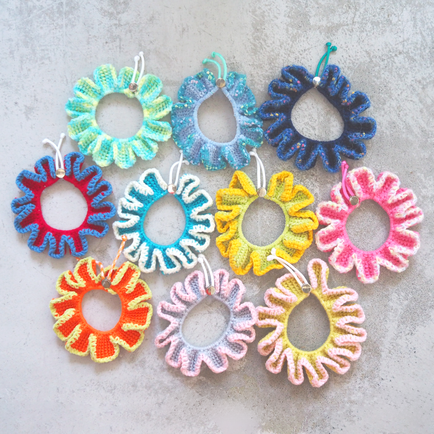 Paracord & Knit Collar🌼