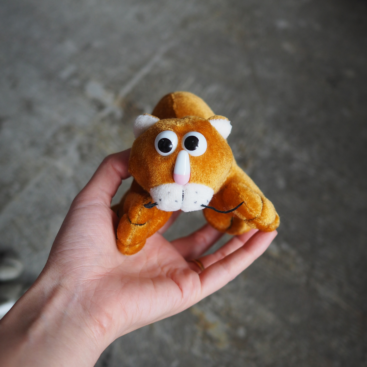 Alley Kats Plush / 80s