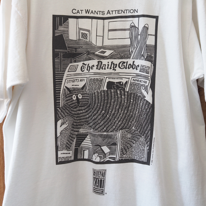 Cat Wants Attention Tee / 90s / STUART KATT
