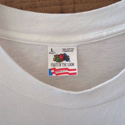 Cat Wants Attention Tee / 90s / STUART KATT