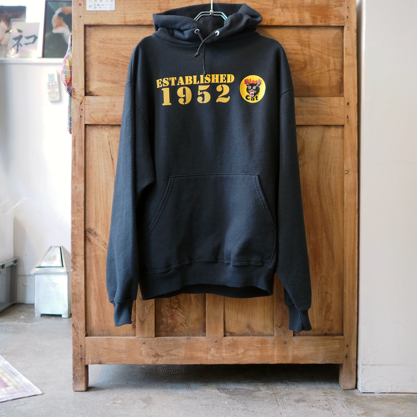 Black Cat Fireworks Hoodie / 90s-