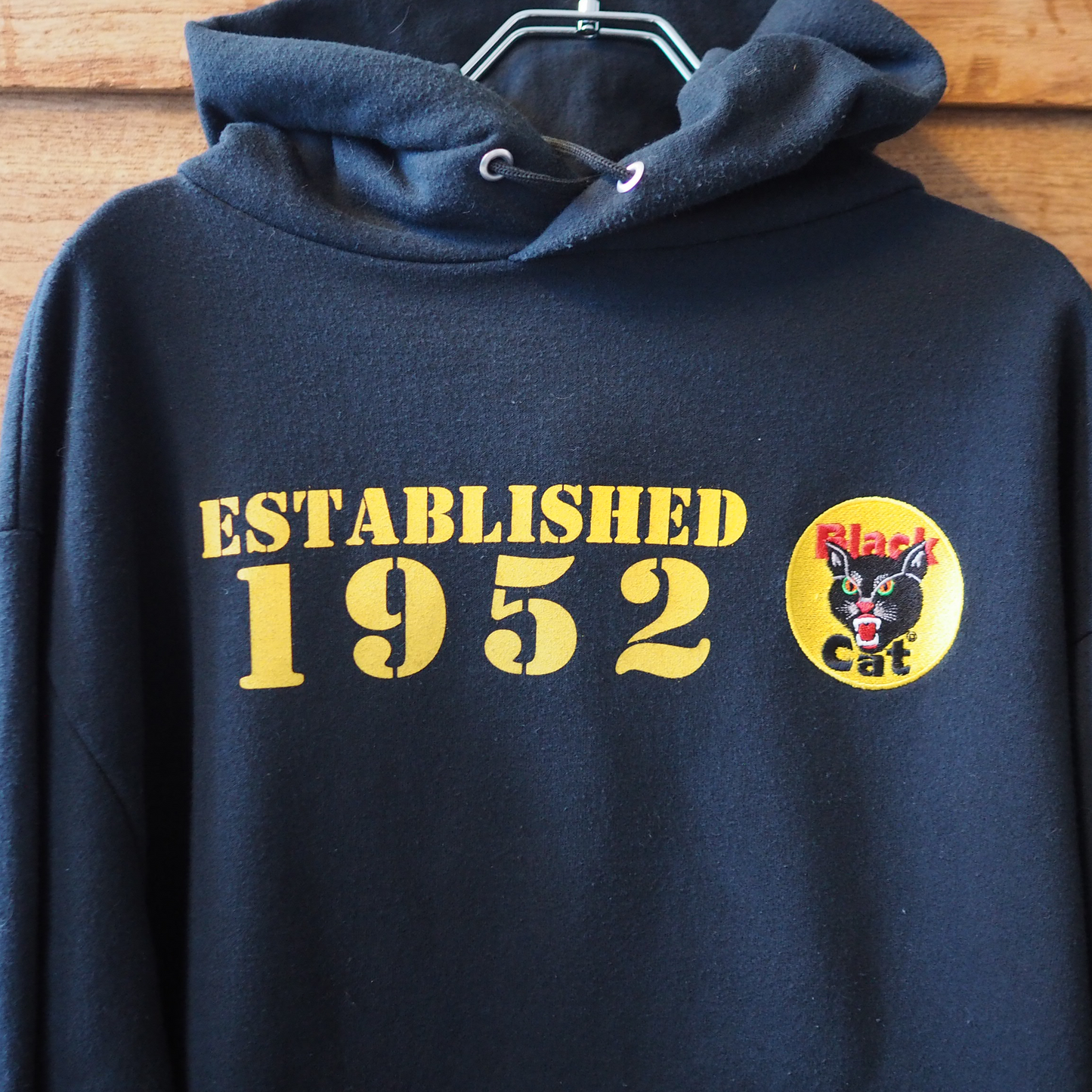 Black Cat Fireworks Hoodie / 90s-