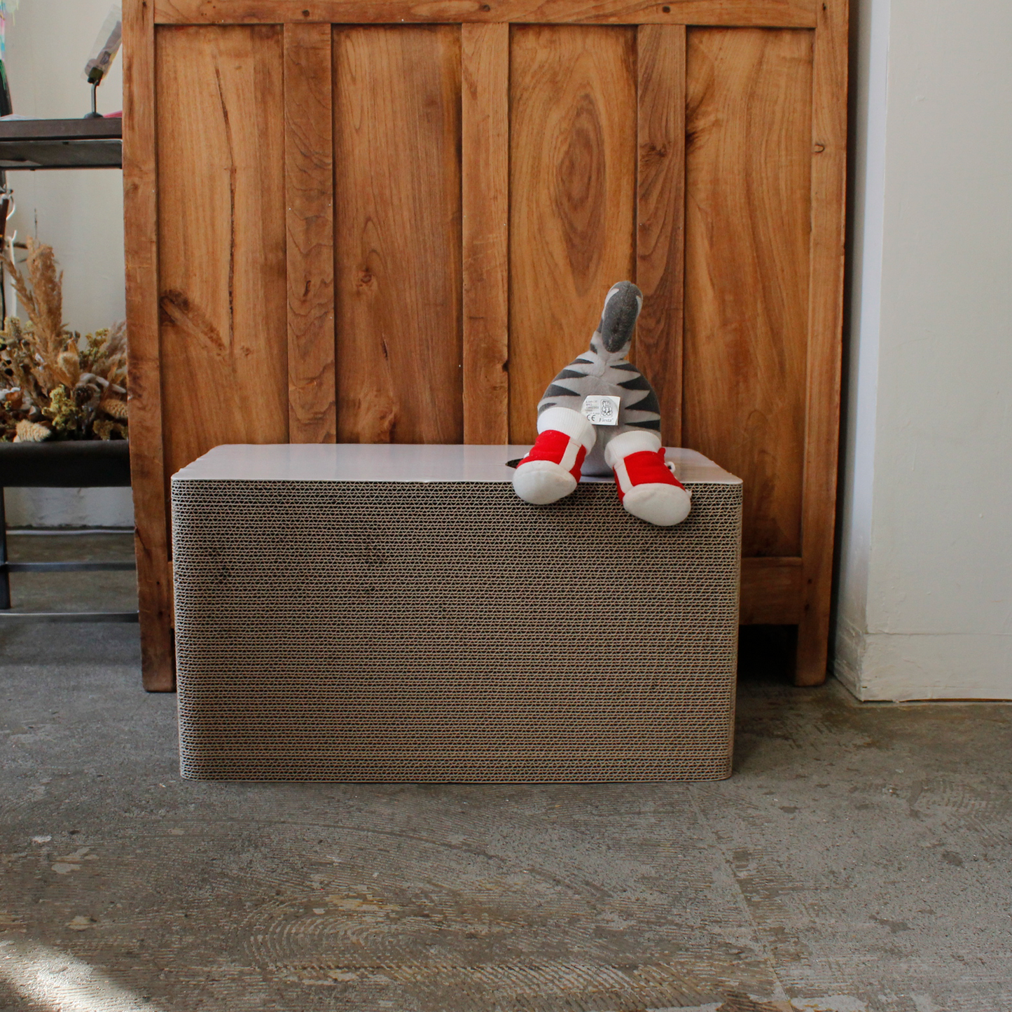【在庫限りで生産終了】CAT BOX