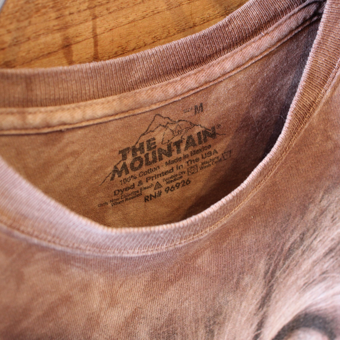 The Mountain Long Hair Brown Cat Tee / 2010s-