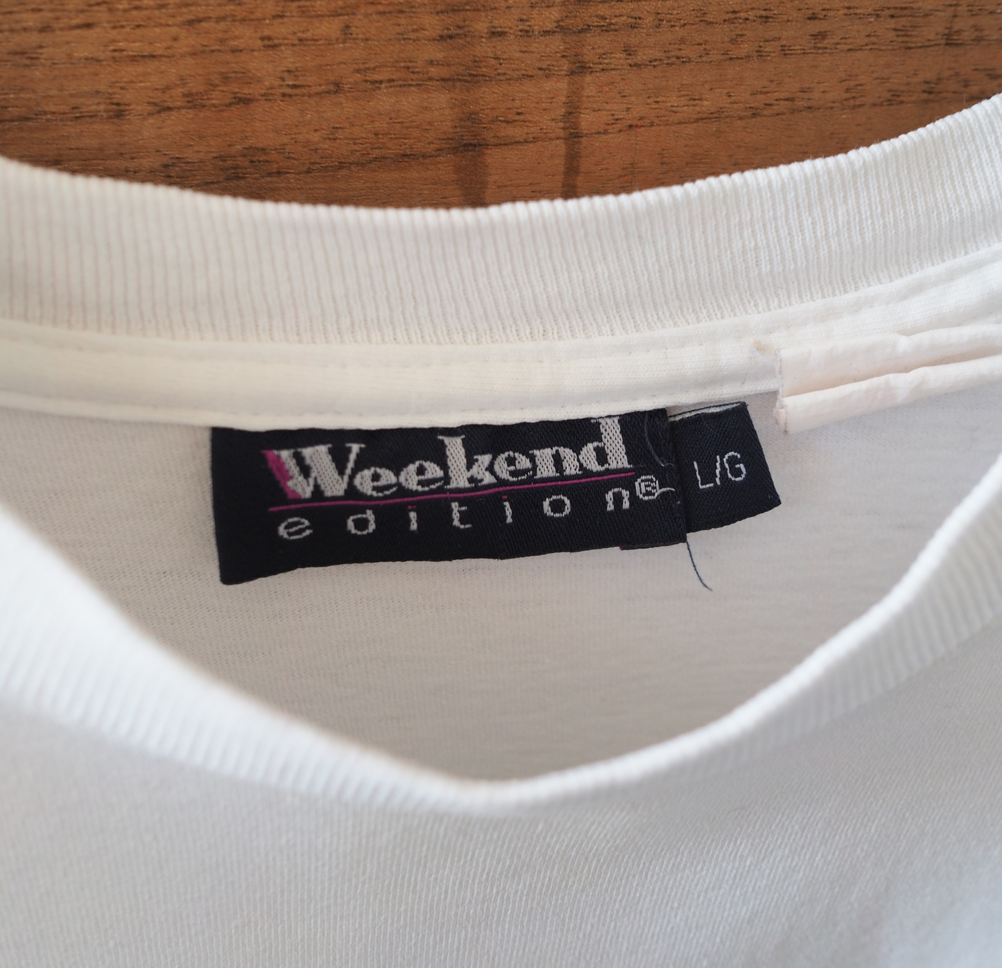 Calico in the Garden Tee / 90s