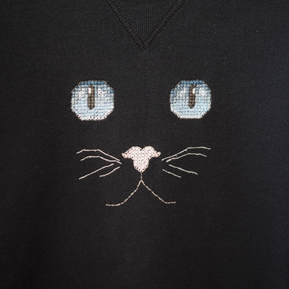 Embroidered Blue Eyed Cat Sweatshirt / 90s /  Made in USA