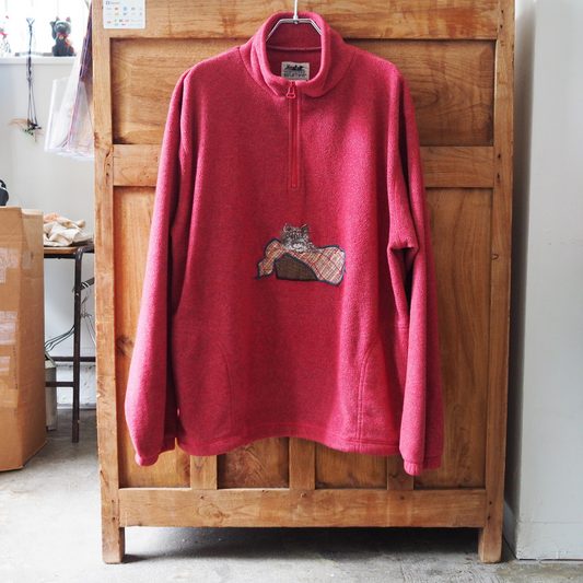 Cat in a Basket Fleece Pullover / 90s