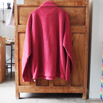 Cat in a Basket Fleece Pullover / 90s
