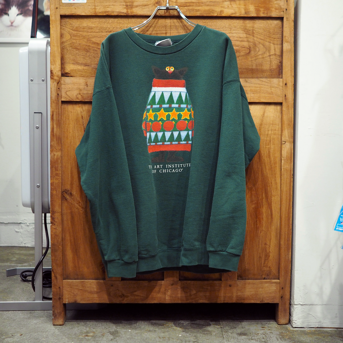 The Art Institute of Chicago "Black Cat in Ugly Sweatshirt" Sweat / 90s