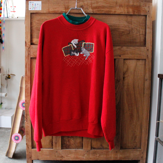 Kitties and Cushions Xmas Sweat / 90s / Made in USA