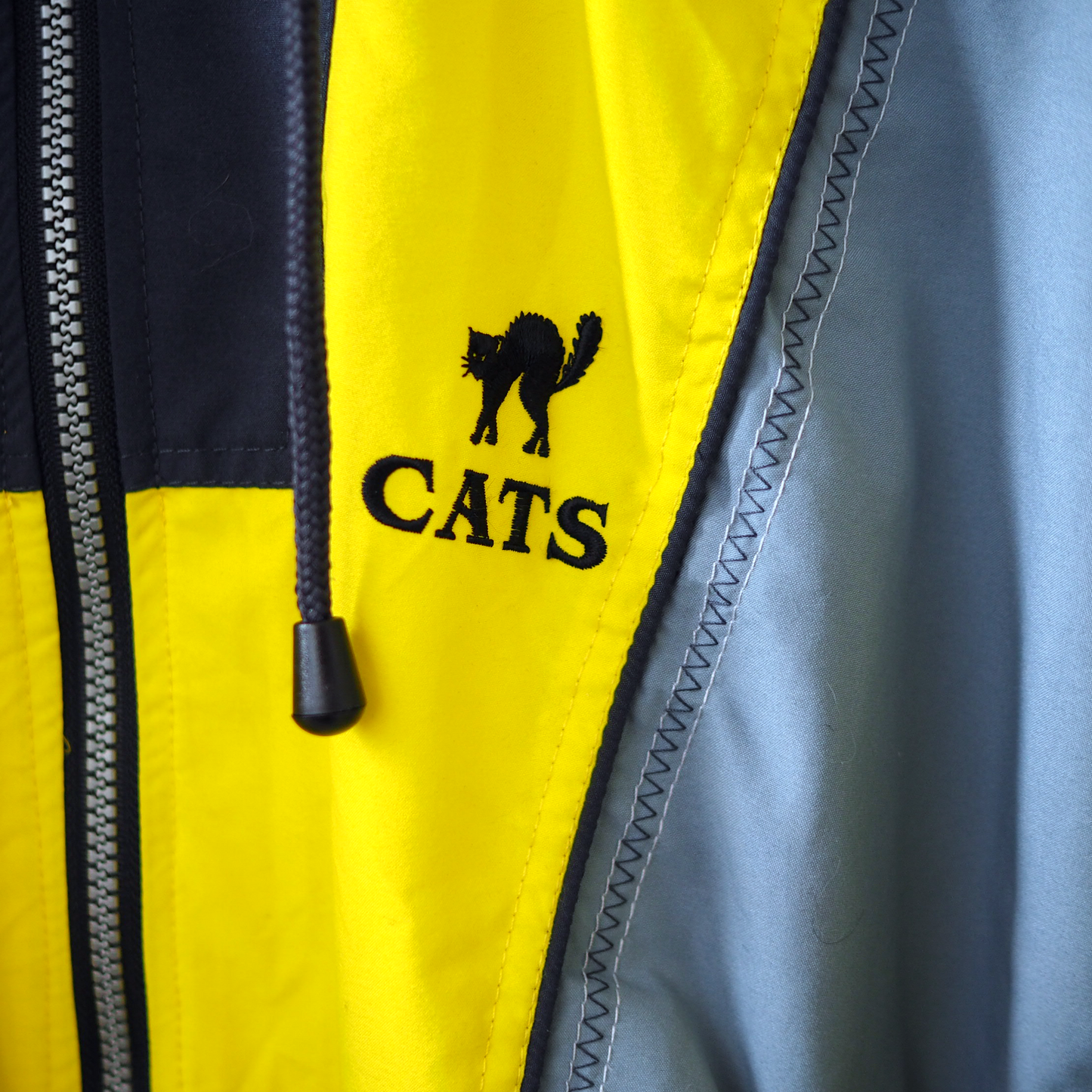 Cats Sportswear Nylon Jacket / DTV LANDQUART / 80s-90s