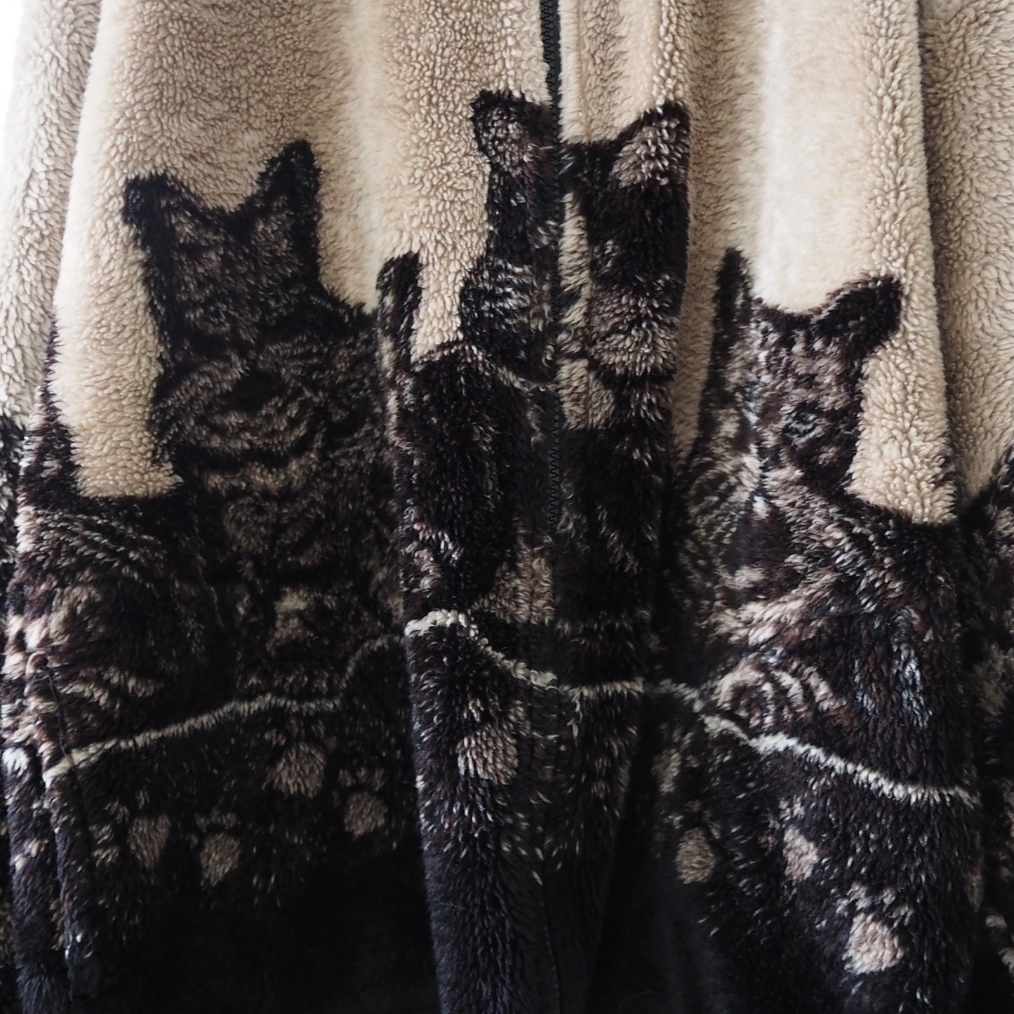 Mazmania Cats and Paws Fleece Jacket / 90s / Made in USA