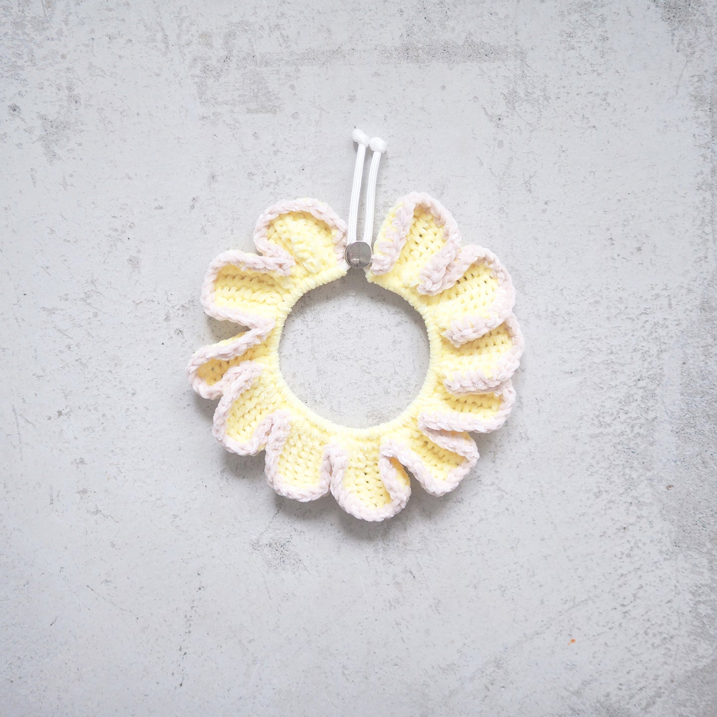 Paracord & Knit Collar🌼