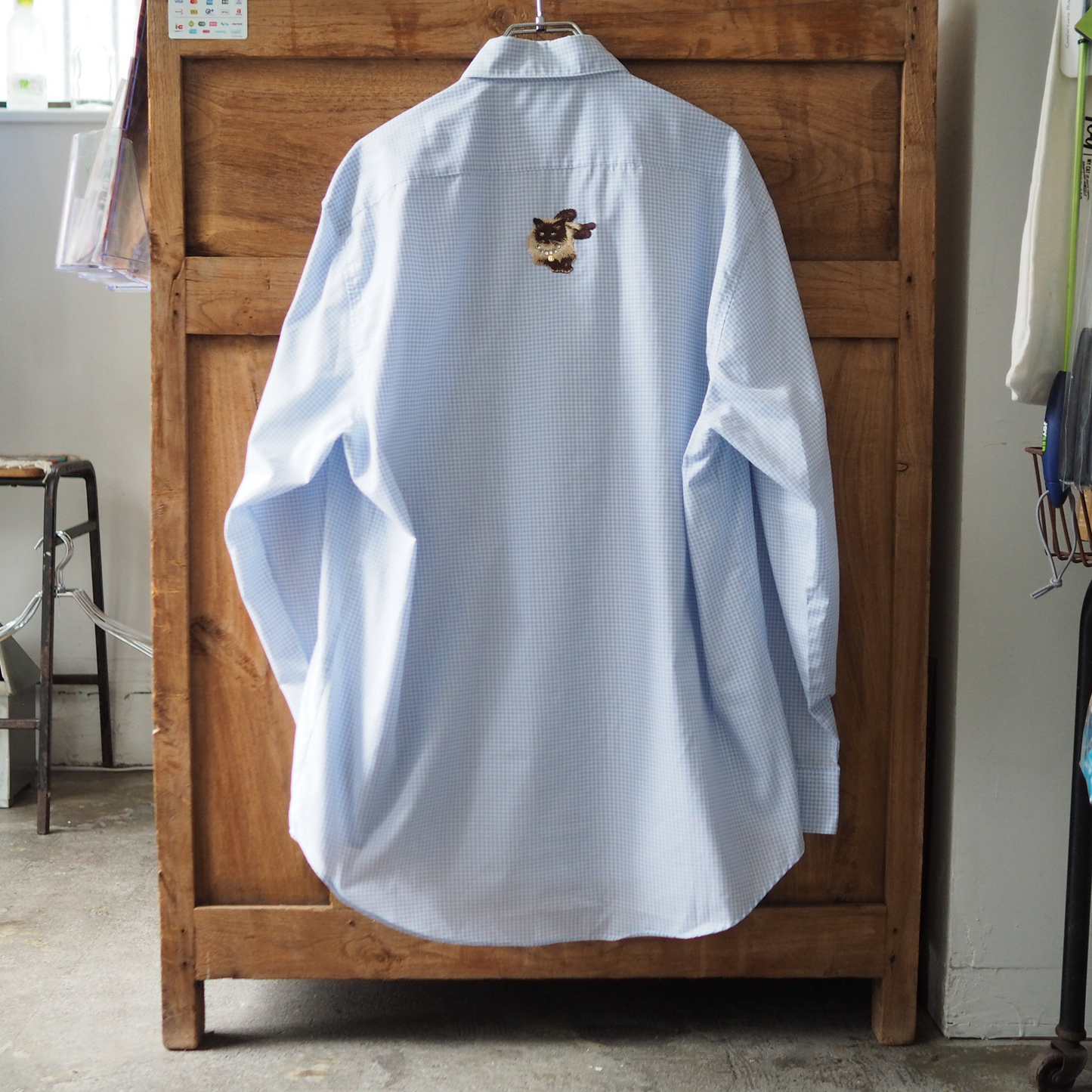 Dressed-up Cat Shirt / 90s / Made in USA