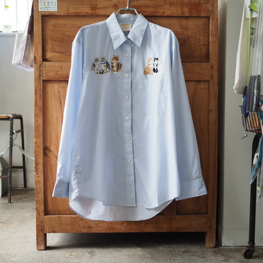 Dressed-up Cat Shirt / 90s / Made in USA